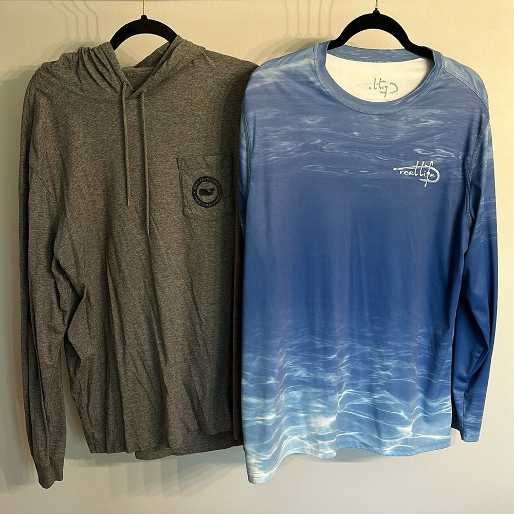 Men’s long sleeve T-shirts (2) Size Large